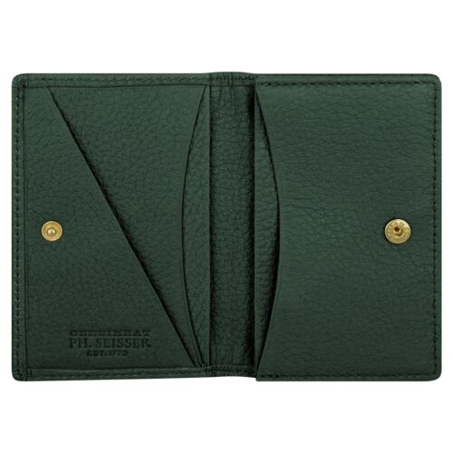 Ein offenes grünes Lederportemonnaie mit mehreren Kartenfächern, einer großen Tasche auf der rechten Seite und Druckknopfverschlüssen auf beiden Seiten. Die Aufschrift "Oberbekrat PH. Stisser Est. 1773" sind auf der Innenseite eingeprägt.